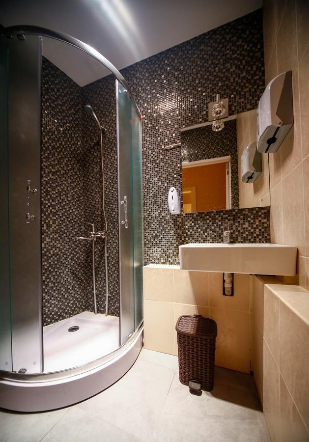 Hostel Inn Hotel&Hostel Baku Exterior photo